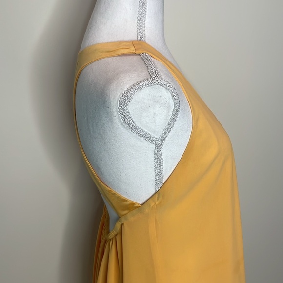 Rebecca Hampton Yellow Gold Sleeveless Women's Top. Small - Picture 2 of 10